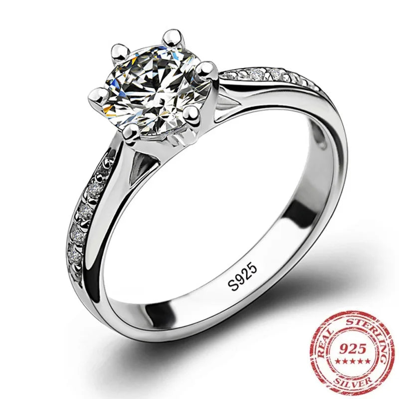 Lumora Ring